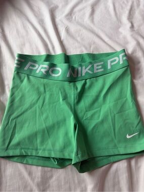 Nike Pro Women's Lime Green Compression Shorts Size Medium Stretchy Athletic